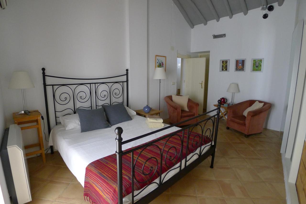 Salvatierra Guest House รอนดา ภายนอก รูปภาพ